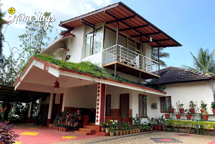 Exterior-2-Misty Greens Homestay-Cherambadi-Nilgiris