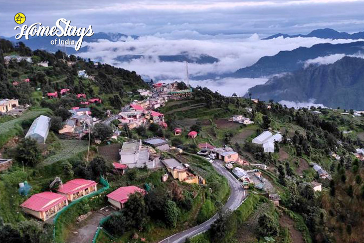 Village-Mountains & Beyond Homestay -Kanatal