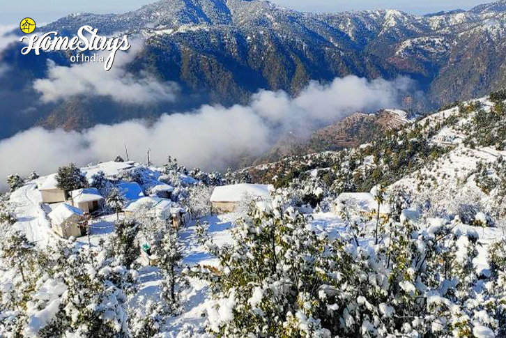 Winter-1-Mountains & Beyond Homestay -Kanatal