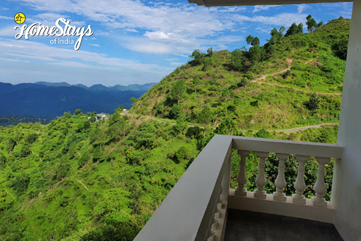 Balcony-Nature Escape Villa- Lansdowne