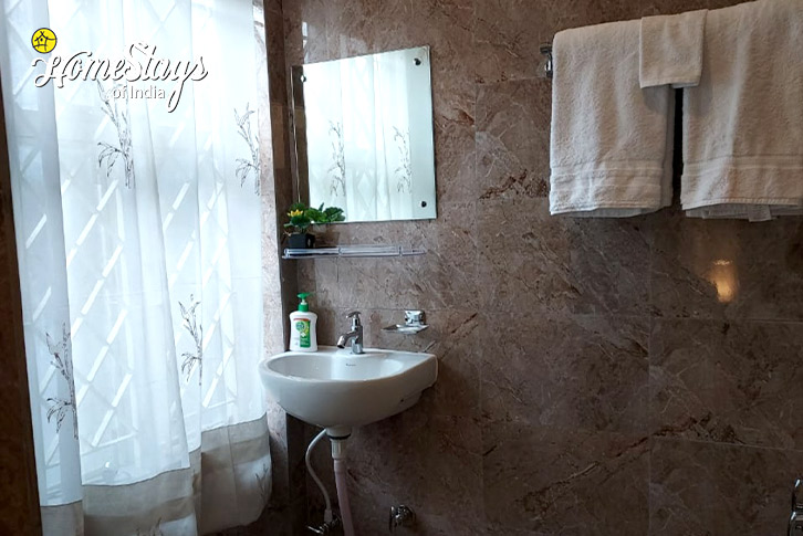 Bathroom-1-Abundance Homestay-Guwahati