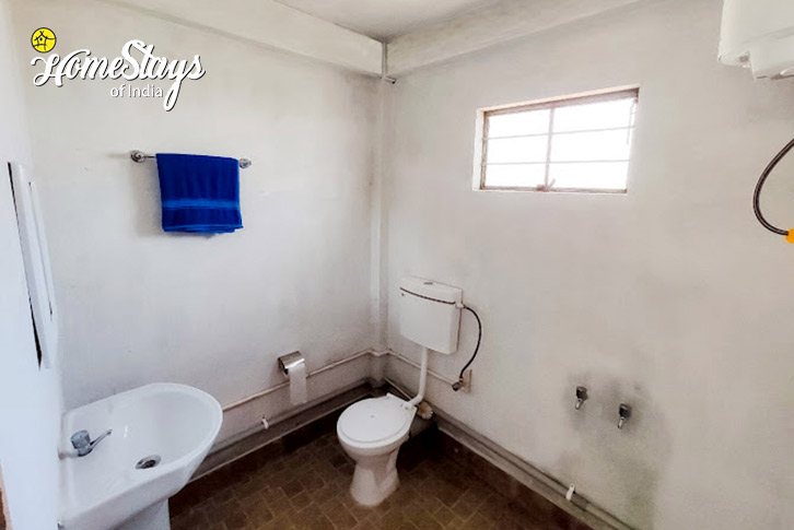 Bathroom-Rainland Homestay-Cherrapunji