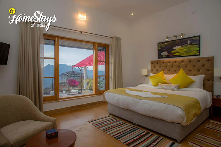 Bedroom-1-The Tranquil Boutique Homestay- Kanatal