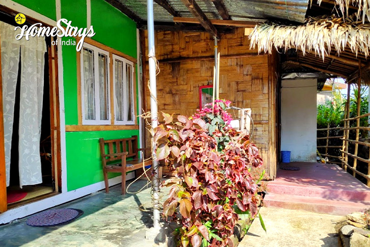 Exterior-2-Mawlynnong Homestay