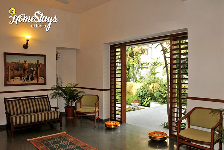 Living-Oasis of Green Homestay-Ahmedabad