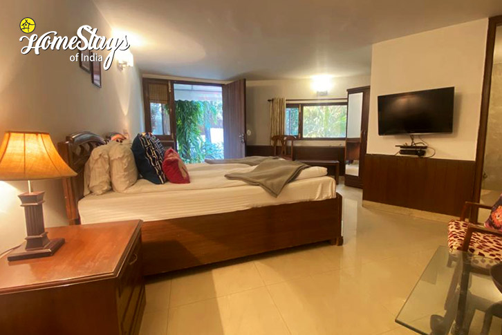 Bedroom-1-The Good Life Homestay-Delhi
