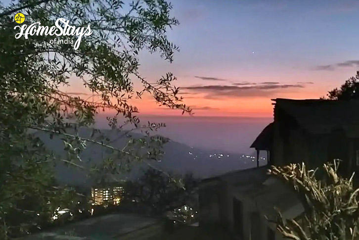 Evening-View-The Quaint Homestay-Shimla