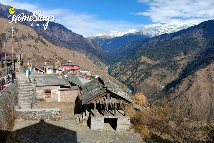 Village-Himalayan Escape Homestay- Raithal