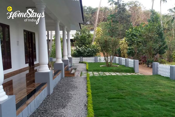 Garden-Area-Peacefully Yours Homestay-Thiruvanathapuram