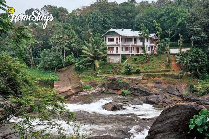 Exterior-2-Wet Feet Homestay-Ellakal, Idukki