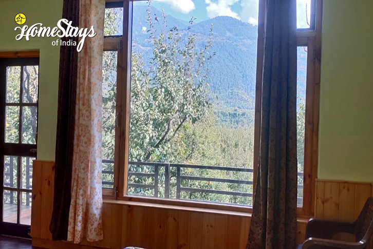 Window-Dreams & Streams Homestay, Dobhi-Kullu