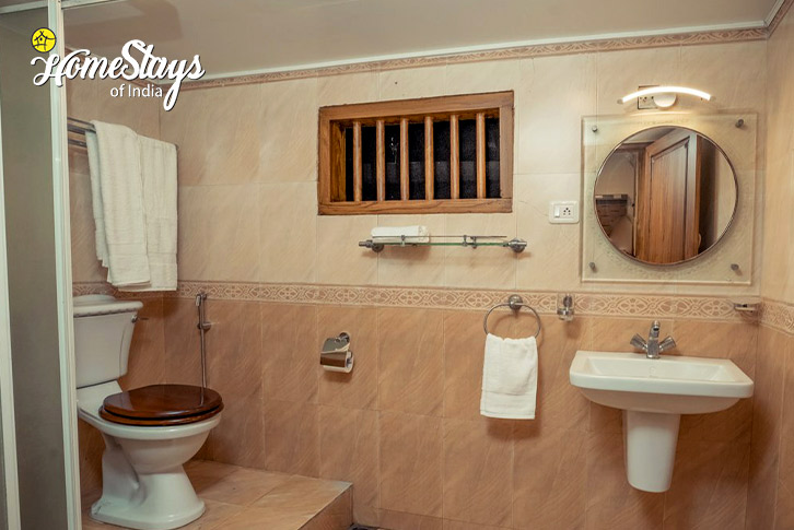 Bathroom-1-Seascape Beachside Homestay-Kozhikode