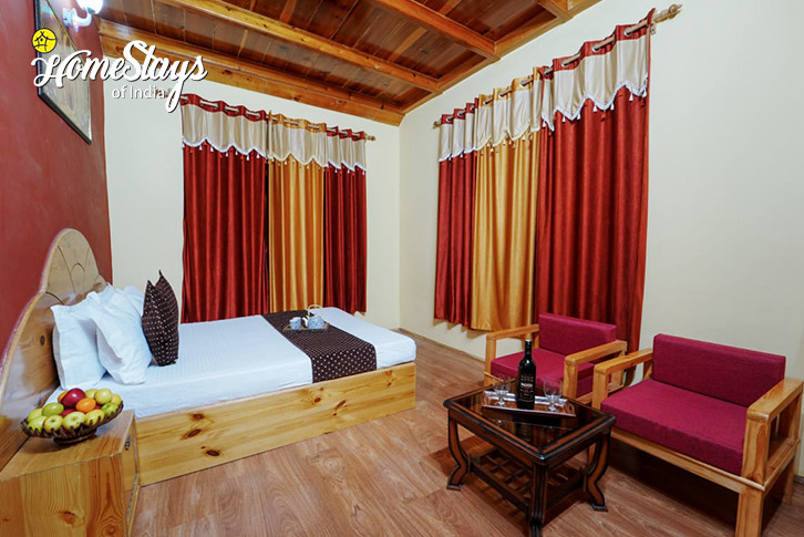 Bedroom-1-Haripur-Homestay-Manali