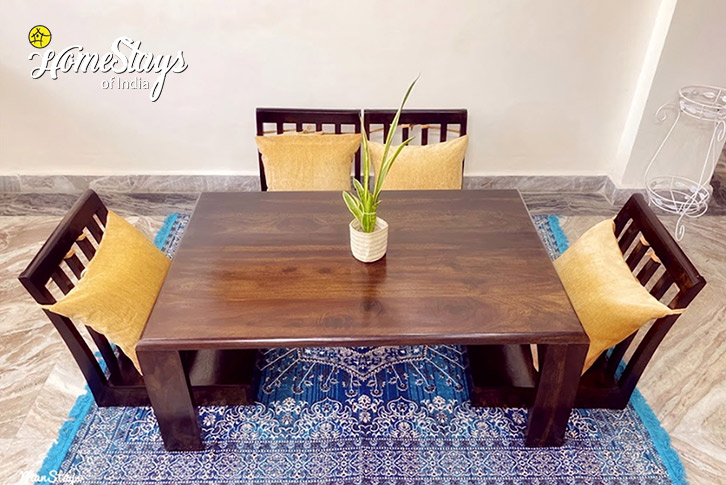 Dinning-Peaceful Abode Homestay-Haridwar