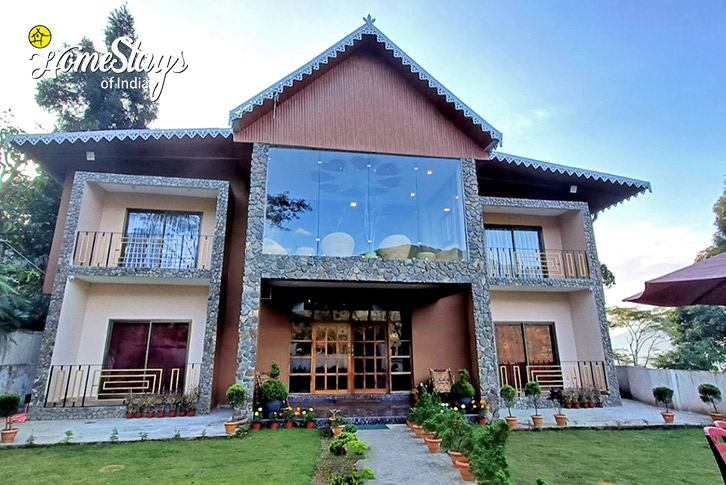 Exterior-2-Tea Trails Homestay-Takdah