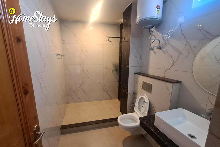 Bathroom-2-Hills & Valley Homestay- Shimla