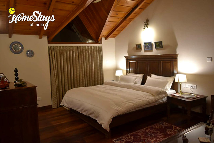 Bedroom-6-Peaceful Escape Homestay, Sargakhet-Mukteshwar