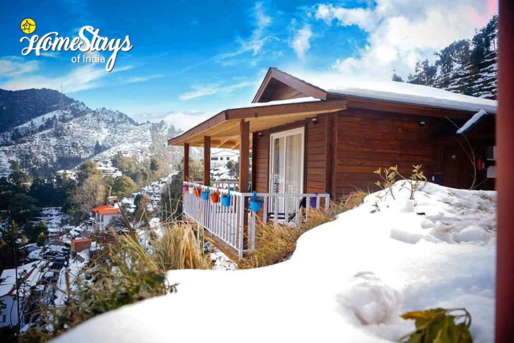 Winter-The-Log-Hut-Cottages-Gagar-Ramgarh