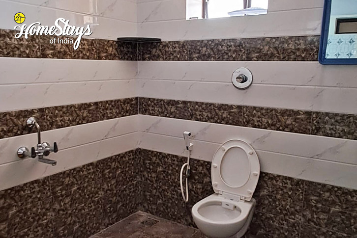 Bathroom-1-Oceana Beach Side Homestay-Mangalore