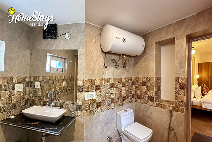 Bathroom-1Family Affair Homestay-Srinagar
