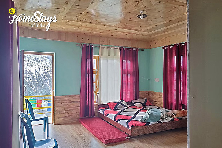 Bedroom-4-Himalayan Odyssey Homestay-Gondhla
