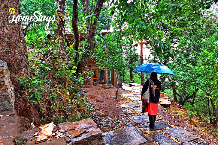 Way-to-Home-Earthly Delights Homestay, Jalna-Almora