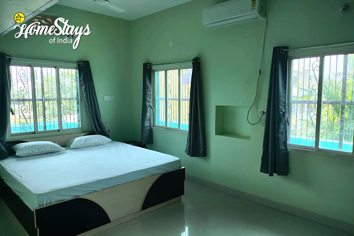 Bedroom-4-Seabatical Homestay Puri, Odisha