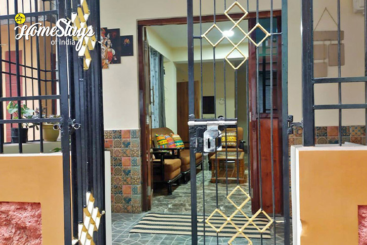 Entrance-No Worries Homestay- Gangtok