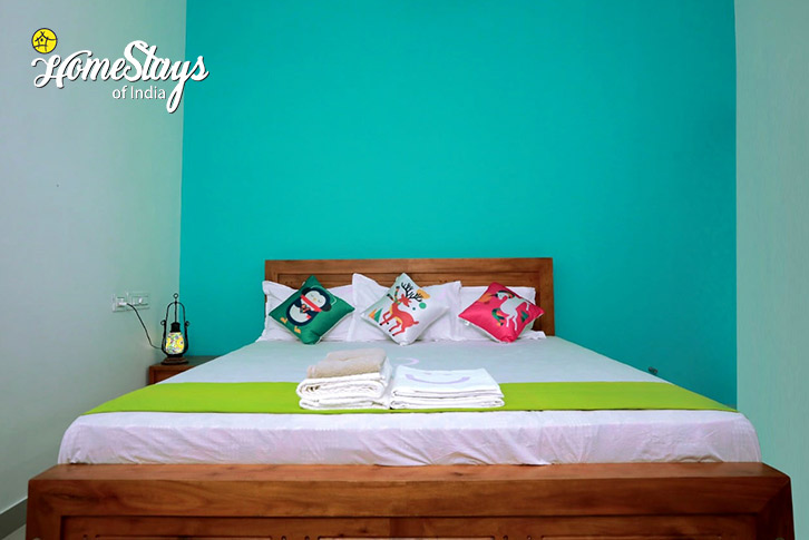 Bedroom-1-Bright and Breezy Homestay-Thiruvallam