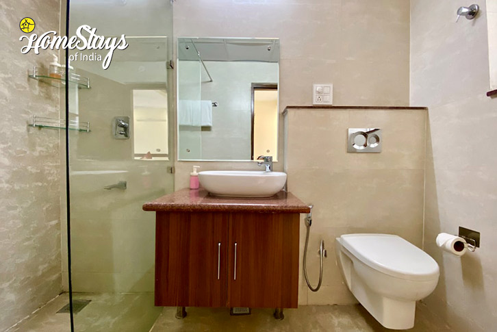 Bathroom-1-Pure Bliss Homestay-Rishikesh