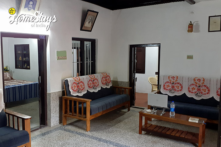 Living-Area-EarthSong Heritage Homestay-Athichanvilai, Kanyakumari