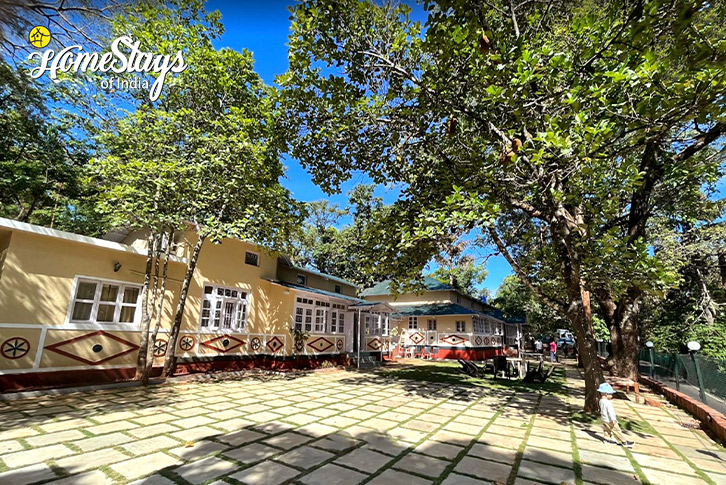 Open-Area-The Great Escape Heritage Homestay-Panchgani