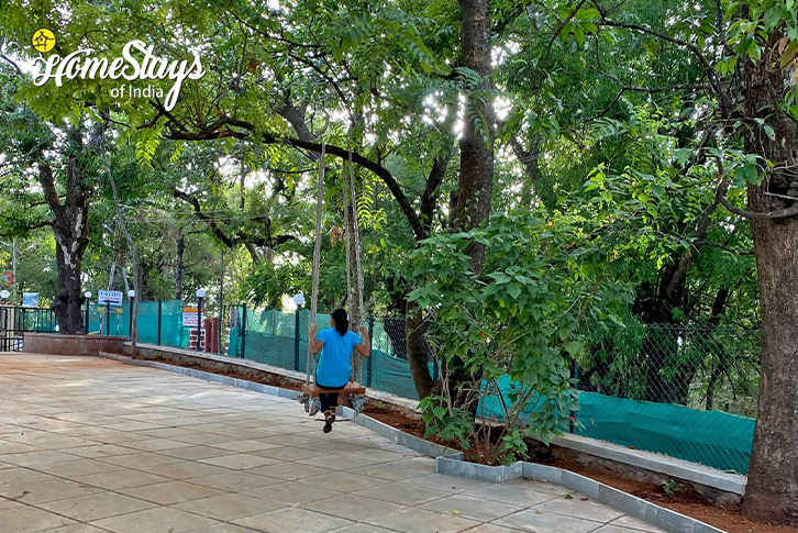 Swing-The Great Escape Heritage Homestay-Panchgani