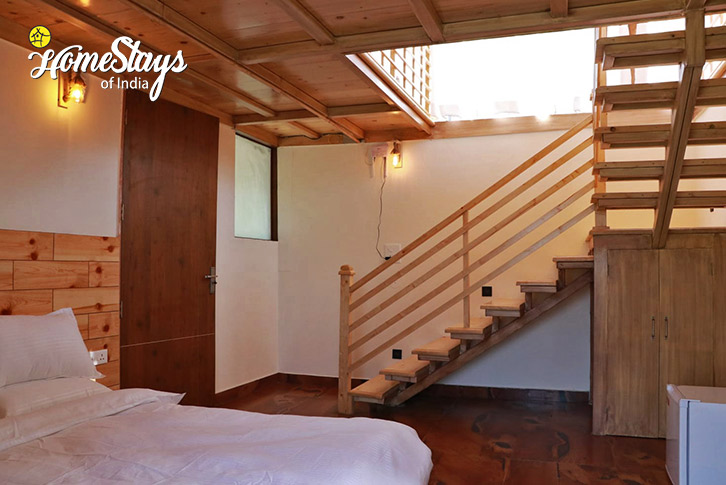 Attic-Room-Touch of Love Homestay-Kasauli