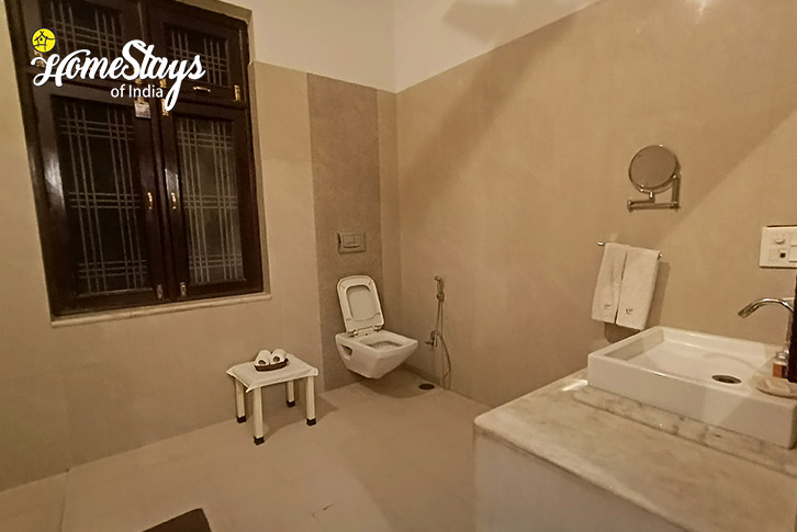 Bathroom-1-Serene Green Homestay- Jaipur