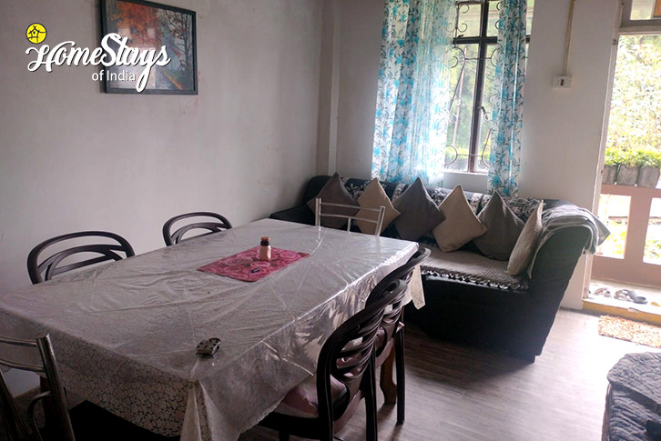 Dinning-Wanderlust Homestay-Mirik