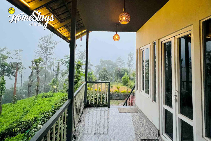 Balcony-Shades of Green Homestay, Meppadi - Wayanad