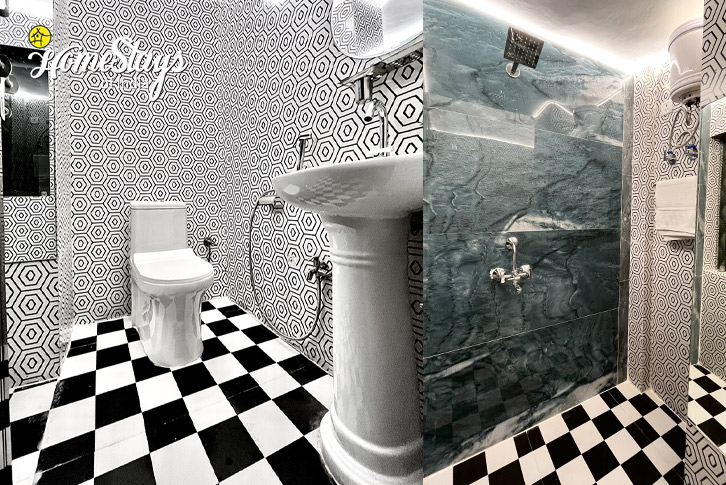 Bathroom-Potpourri Homestay-Lucknow