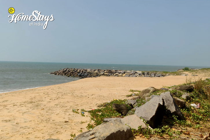 Nearby-Beach-Sun, Sand & Sea Beachview Homesṭay-Mangalore