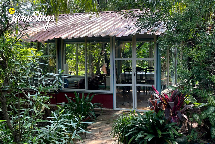 Dinning-Room-view-Tableland Farmstay-Panchgani