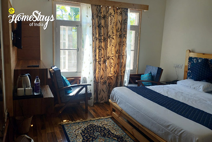 Classic-Room-2-Slice of Paradise-Srinagar