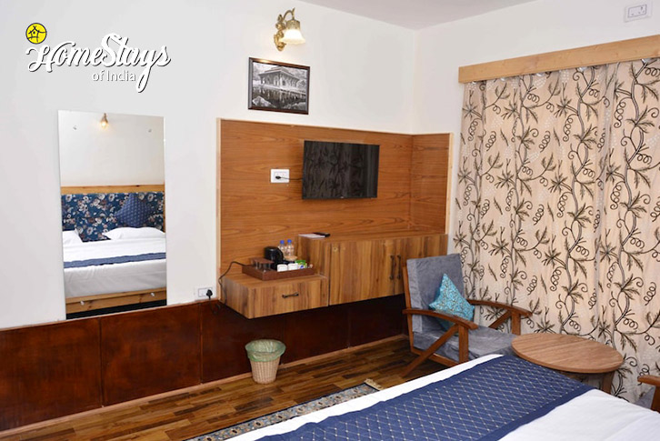 Classic-Room-3.1-Slice of Paradise-Srinagar