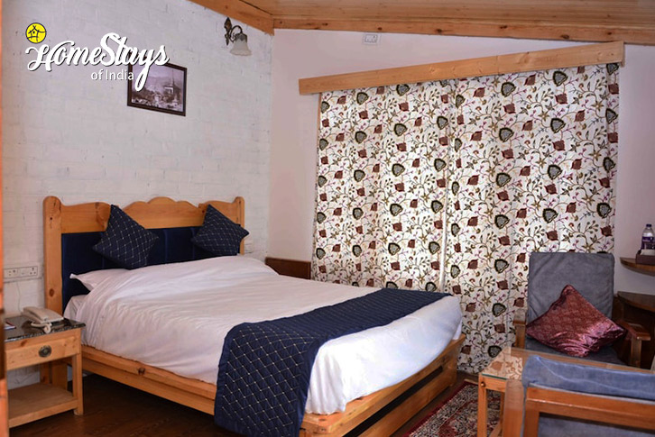 Classic-room-3-Slice of Paradise-Srinagar