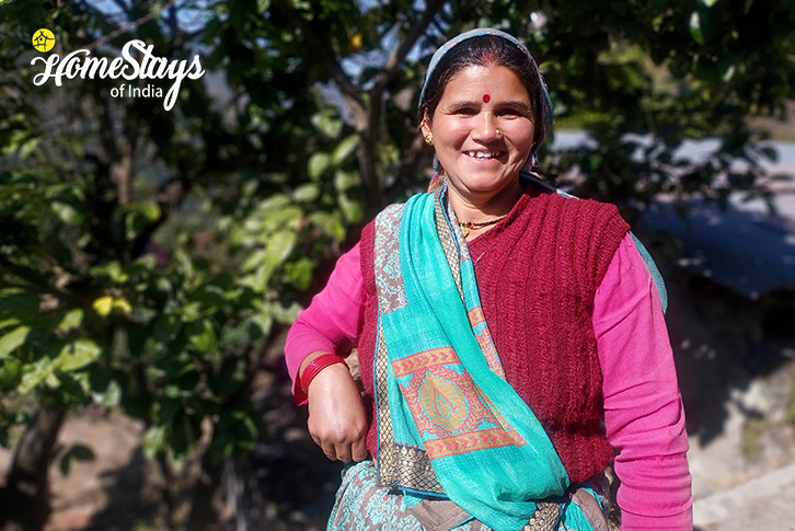 Host-Country Comfort Homestay-Kainchi Dham