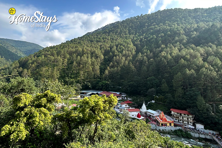Kainchi-Dham-View-Country Comfort Homestay-Kainchi Dham