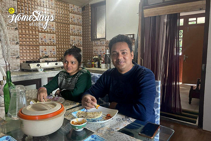 Breakfast-Gandhi Road Homestay-Darjeeling