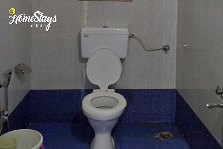 Bathroom-2-Weekend Hideaway-Karjat