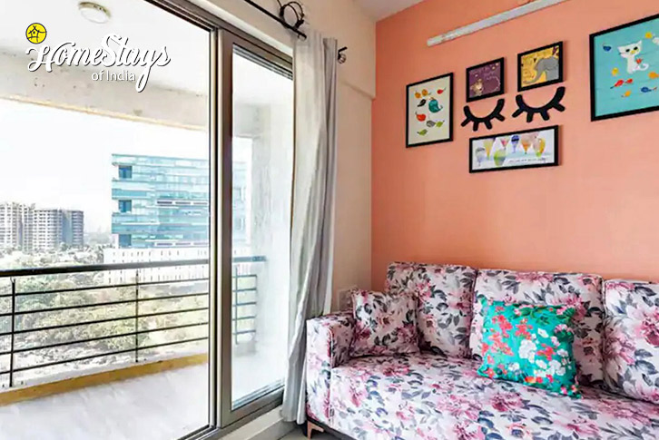 Sitting-City Scape Homestay, Chembur-Mumbai