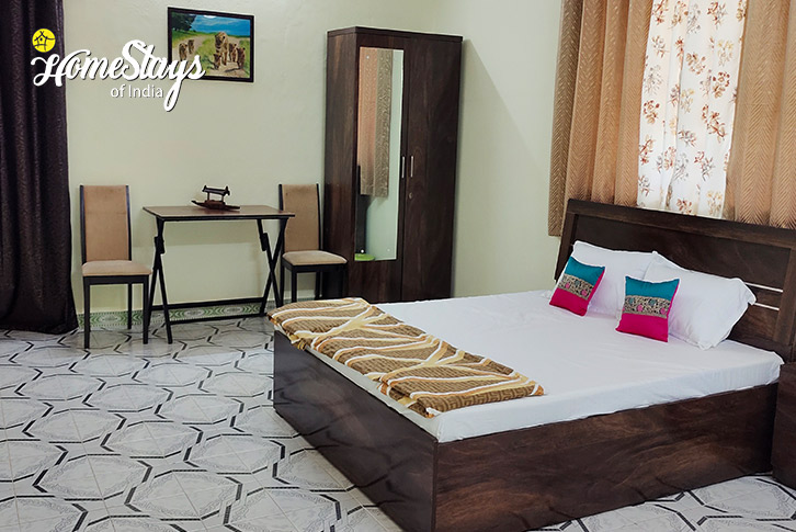 Classic-room-2-Chillax Homestay, Diveagar-Raigad