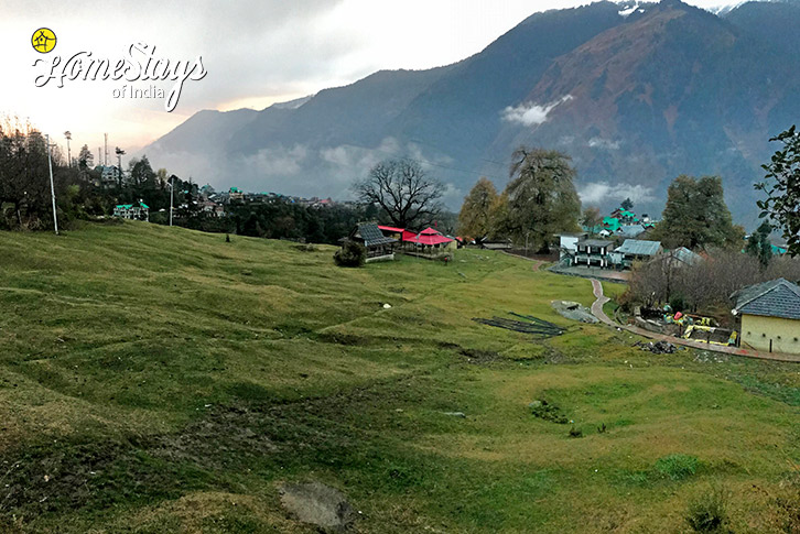 View-Misty Meadows Homestay, Khaknal-Manali